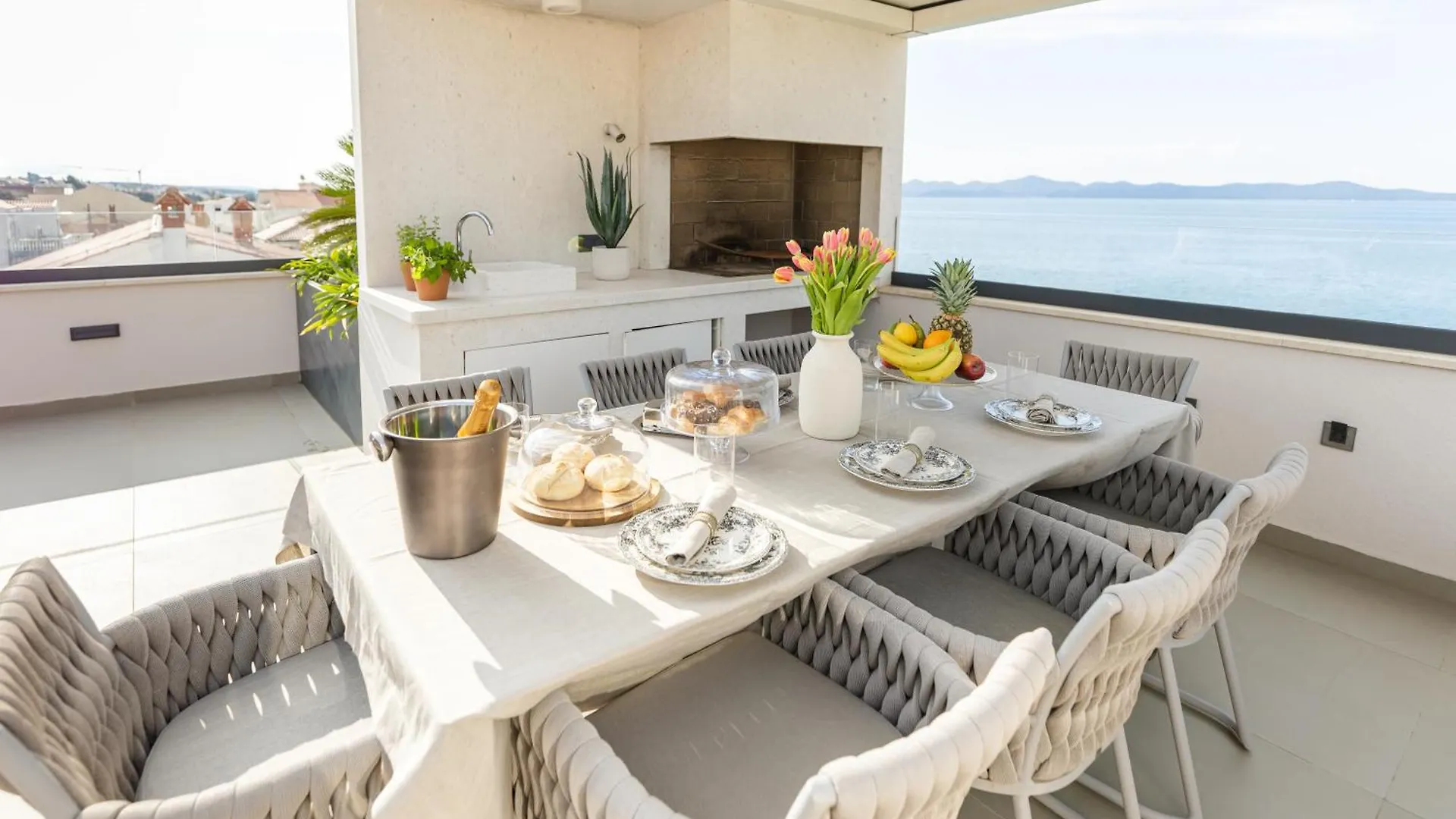Luxury Apartment Daniela Kozino